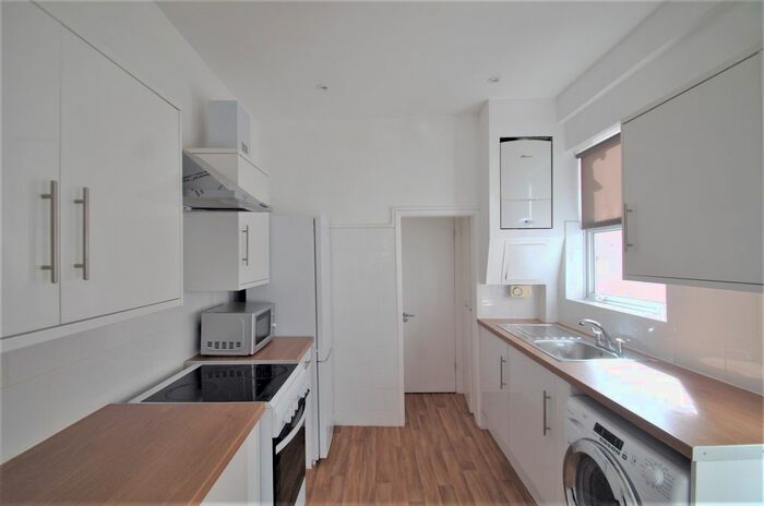 4 Bedroom Terraced House To Rent In Brays Lane, Coventry, CV2