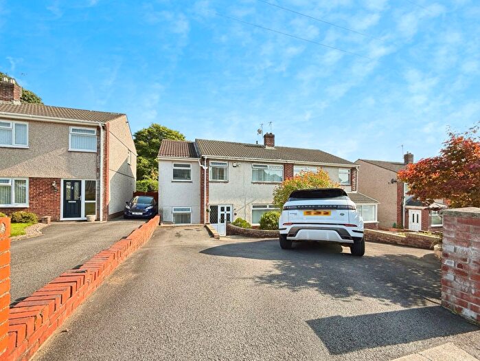 5 Bedroom Semi-detached House For Sale In Wheatsheaf Drive, Ynysforgan, Swansea, West Glamorgan, SA6