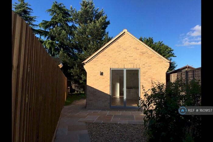 1 Bedroom Bungalow To Rent In Howard Road, Cambridge, CB5