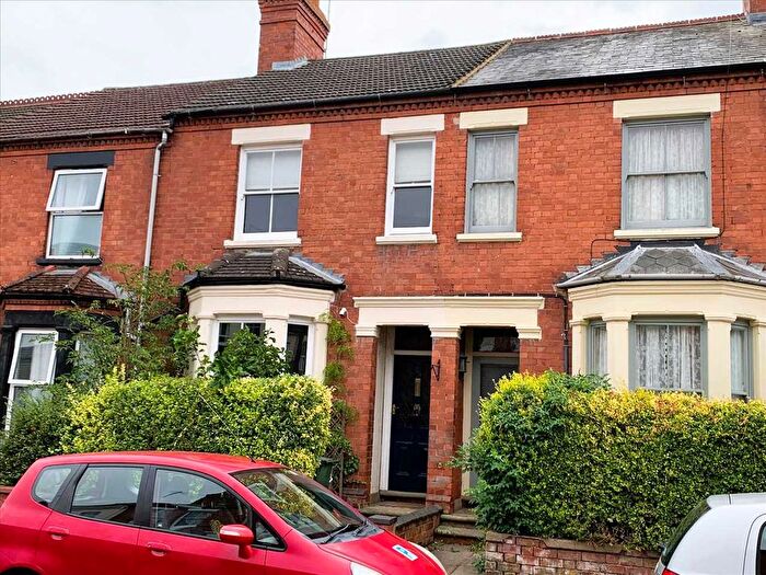 4 Bedroom Terraced House For Sale In Victoria Street, Wolverton, Milton Keynes, MK12