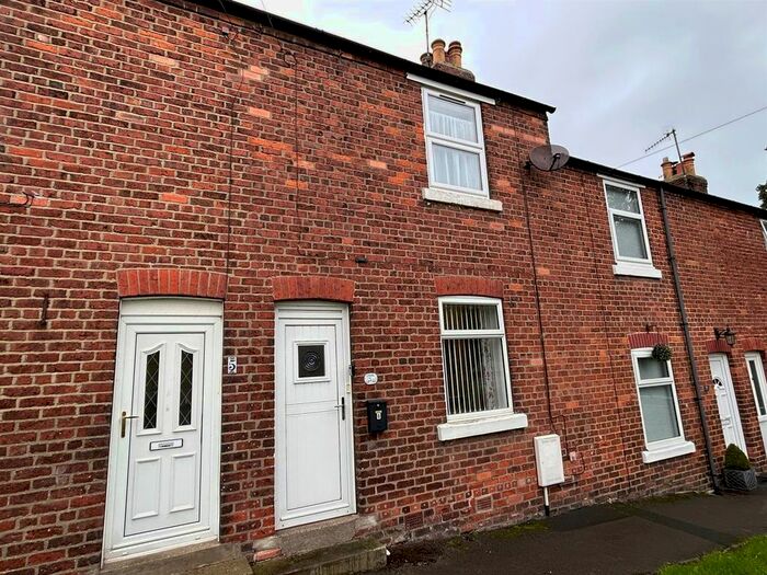 2 Bedroom Terraced House To Rent In Ebenezer Terrace, Filey, YO14
