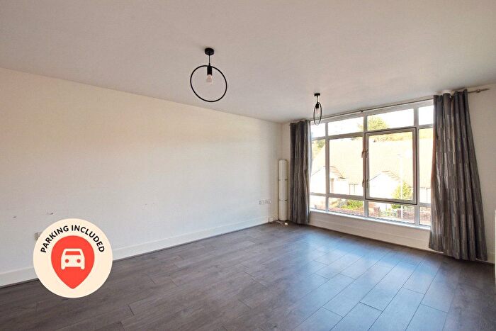 2 Bedroom Flat To Rent In The Ridge, Shirehampton, Bristol, BS11