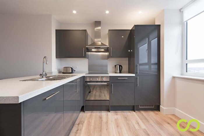 2 Bedroom Flat To Rent In Vista Tower, St. George's Way, Stevenage, SG1
