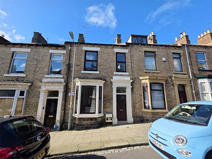 Terraced House To Rent In Princes Street, Bishop Auckland, DL14