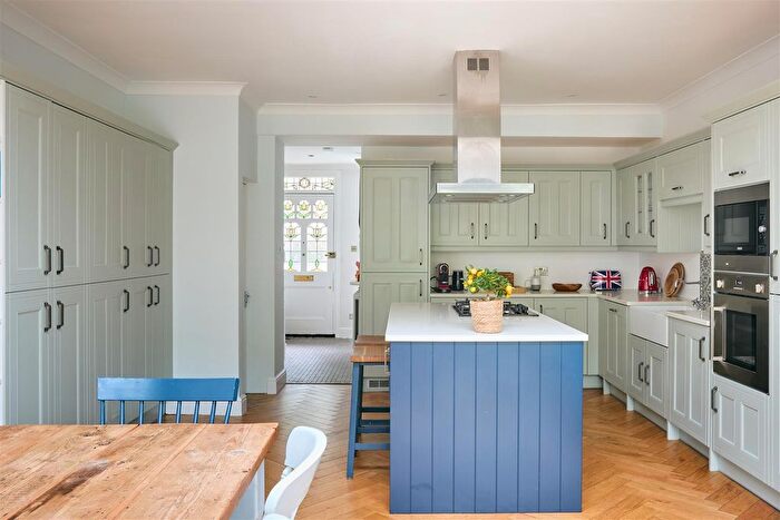 3 Bedroom Terraced House For Sale In Riverview Grove, Chiswick, W4
