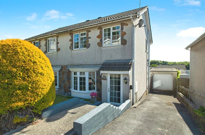 3 Bedroom Semi-Detached House For Sale In Maple Drive, Brackla, Bridgend, CF31