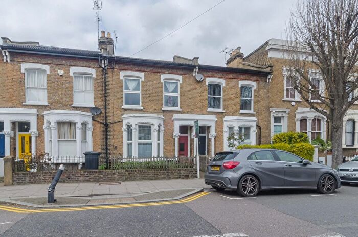 4 Bedroom Terraced House To Rent In Gillespie Road, London, New Instruction, N5