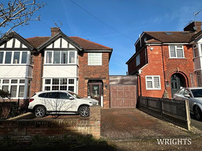3 Bedroom Semi-Detached House For Sale In Selwyn Crescent, Hatfield, AL10