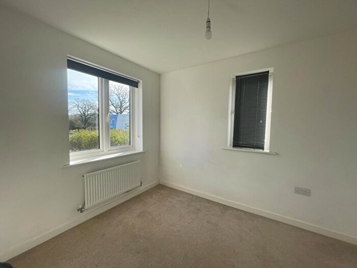 3 Bedroom Semi-Detached House To Rent In Homington Avenue, Swindon, SN3