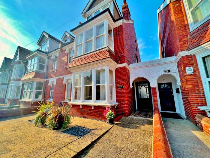 1 Bedroom Flat To Rent In Richmond Avenue, Bognor Regis, West Sussex, PO21