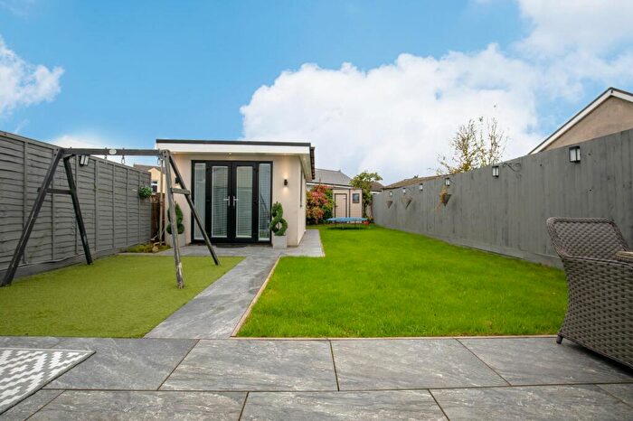 3 Bedroom Terraced House For Sale In Caeglas Avenue, Rumney, CF3