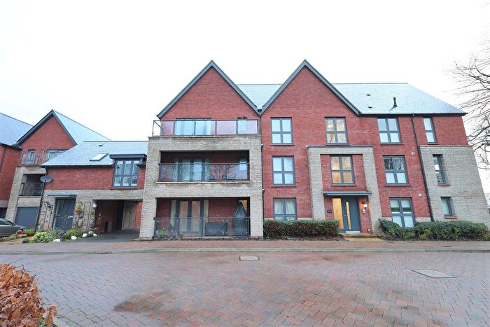 2 Bedroom Flat For Sale In Jenkins Way, Frenchay, Bristol, BS16