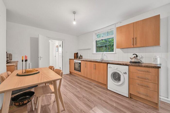 1 Bedroom Flat To Rent In Westcombe Hill, SE3