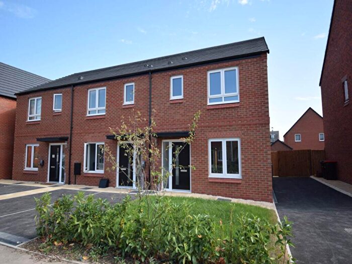 3 Bedroom End Of Terrace House To Rent In Chariot Drive, Chester, CH4