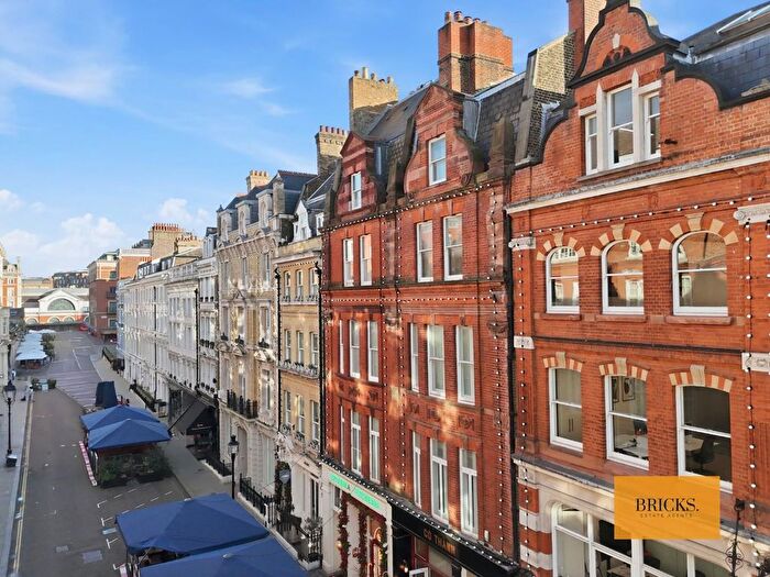 3 Bedroom Flat For Sale In Henrietta Street, Covent Garden, London, WC2E