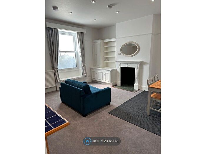 1 Bedroom Flat To Rent In Allfarthing Lane, London, SW18