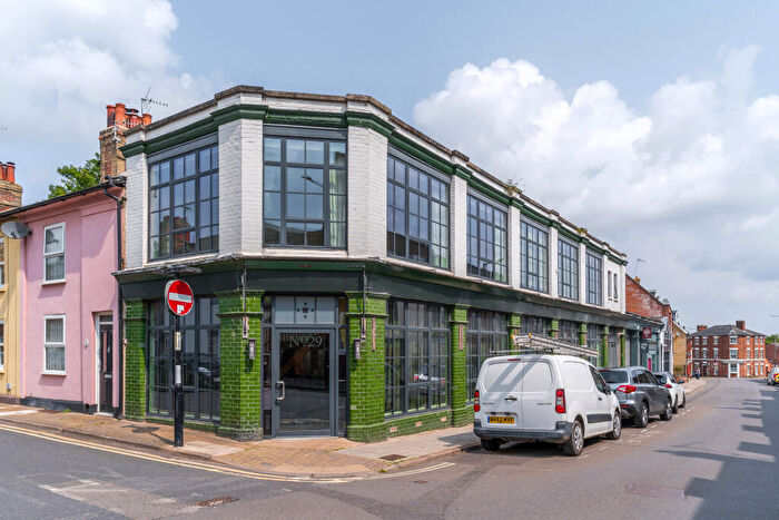 2 Bedroom House To Rent In St Johns Place, Bury St Edmunds, IP33