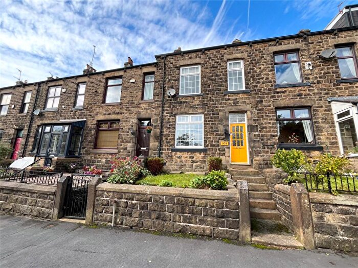 3 Bedroom Terraced House For Sale In Huddersfield Road, Scouthead, Saddleworth, OL4