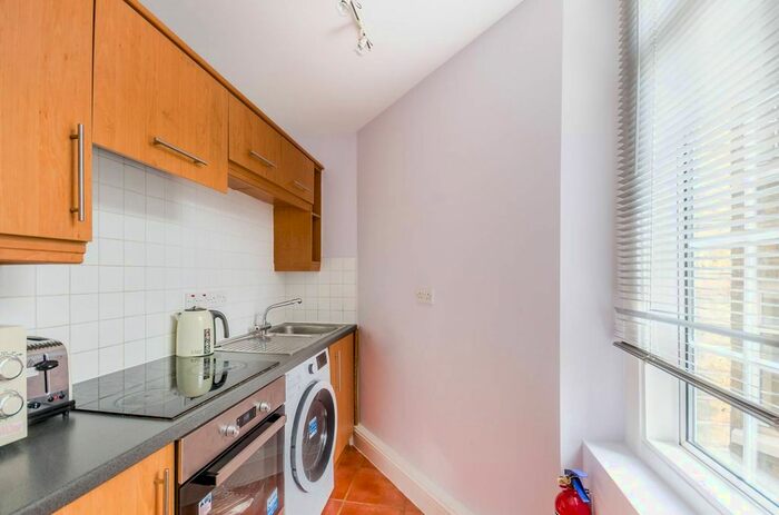 1 Bedroom Flat To Rent In Harrowby Street, Marylebone, London, W1H