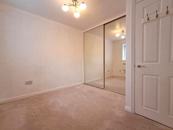 2 Bedroom Apartment To Rent In Barrington Court, Bristol, BS4