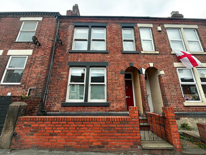 3 Bedroom Terraced House For Sale In Loscoe Road, Heanor, Derbyshire, DE75