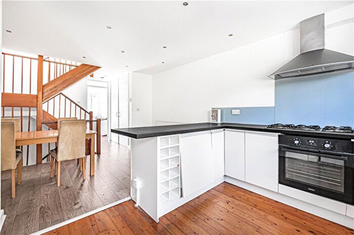 4 Bedroom Terraced House To Rent In Goodman Crescent, London, SW2