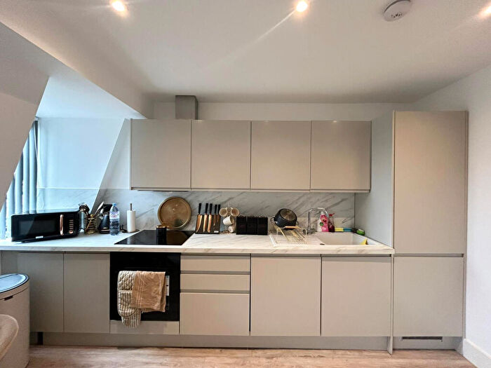 1 Bedroom Apartment To Rent In Mulgrave, Surrey, Croydon, Croydon, CR0