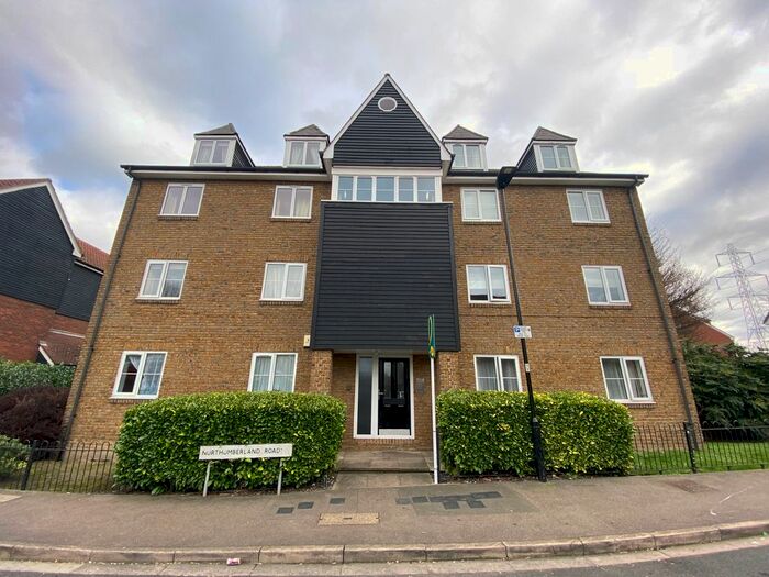 2 Bedroom Flat To Rent In Northumberland Road, London, E6