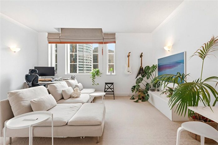 1 Bedroom Flat To Rent In Belvedere Road, London, SE1