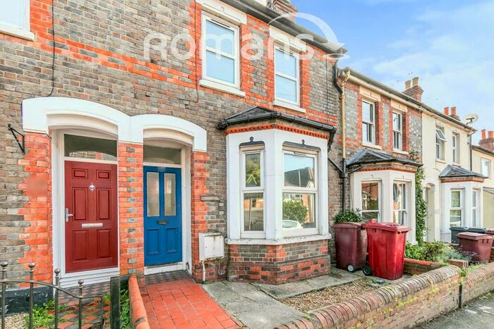 3 Bedroom Terraced House To Rent In Westfield Road, Caversham, RG4