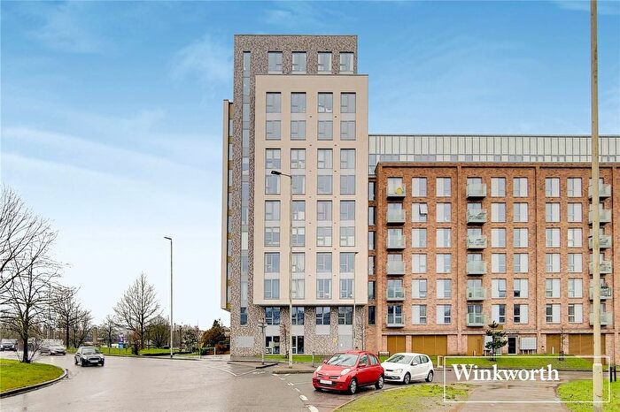 1 Bedroom Flat For Sale In Brook Road, Borehamwood, Hertfordshire, WD6