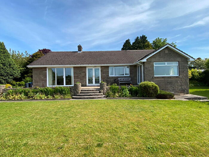 4 Bedroom Detached Bungalow For Sale In Uppertown, Bonsall, Matlock, DE4