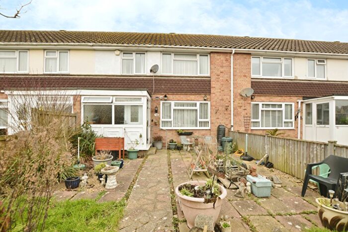 3 Bedroom Terraced House For Sale In Appledore Crescent, Folkestone, Kent, CT19