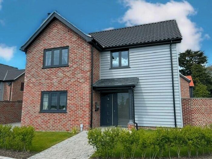 3 Bedroom House To Rent In Alia Way, North Lopham, IP22