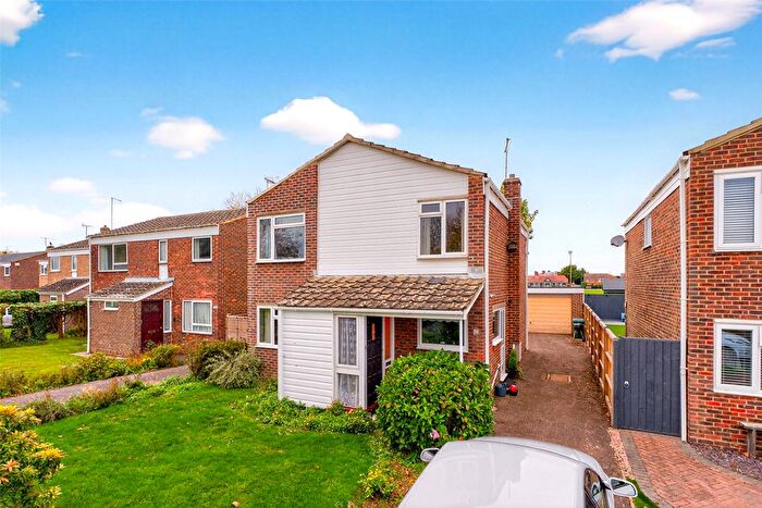 4 Bedroom Detached House For Sale In The Estuary, Littlehampton, West Sussex, BN17