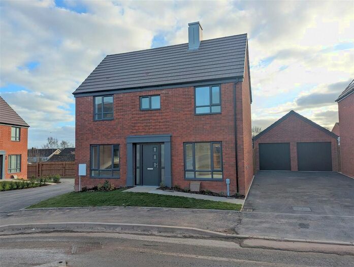 3 Bedroom Detached House To Rent In Strothers Avenue, Malvern, WR14