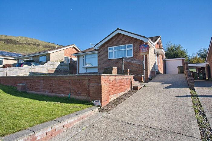 2 Bedroom Bungalow For Sale In Birkdale Drive, Folkestone, CT19