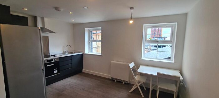 1 Bedroom Flat To Rent In Eastgate Street, Southampton, SO14