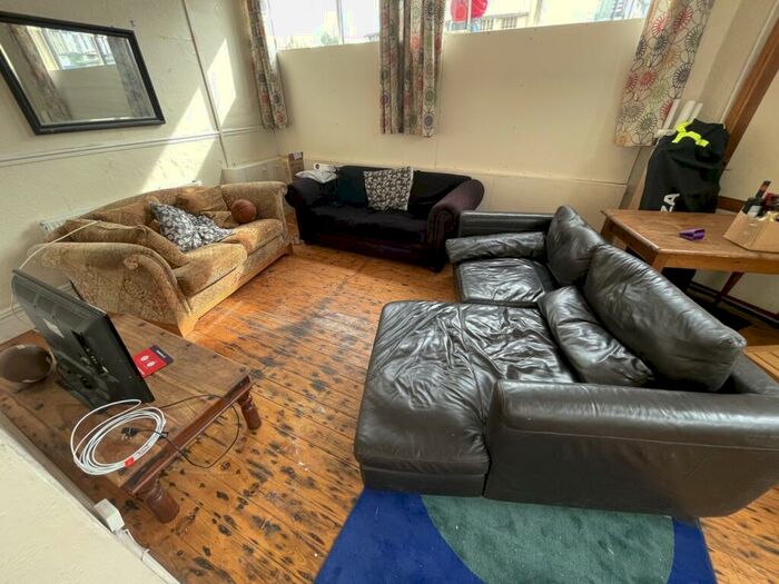 10 Bedroom End Of Terrace House To Rent In Zetland Road, Redland, Bristol, BS6