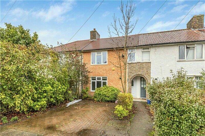 2 Bedroom House To Rent In Everdon Road, Barnes, London, SW13