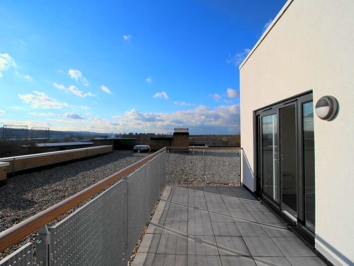 2 Bedroom Flat To Rent In Little Brights Road, Belvedere, DA17