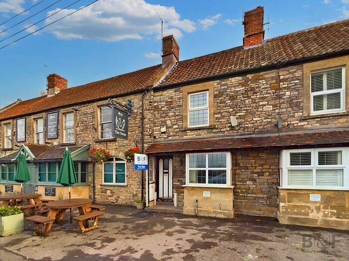 2 Bedroom Cottage For Sale In Bath Road, Swineford, BS30