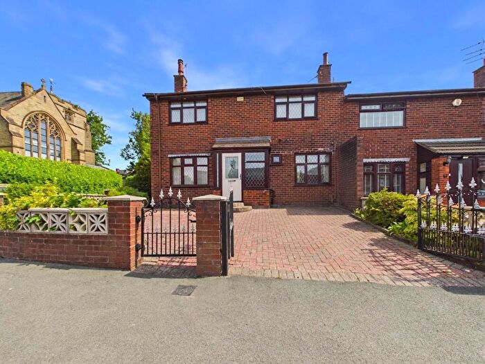 3 Bedroom Semi-Detached House To Rent In Chester Street, Atherton, M46