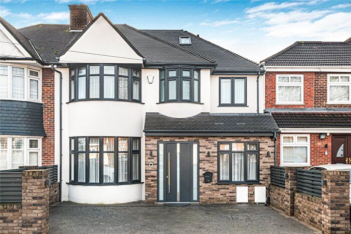 5 Bedroom Semi Detached House For Sale In Wemborough Road, Stanmore, HA7