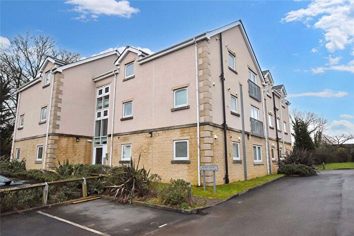2 Bedroom Flat For Sale In Shires Court, Shires Road, Guiseley, Leeds, West Yorkshire, LS20