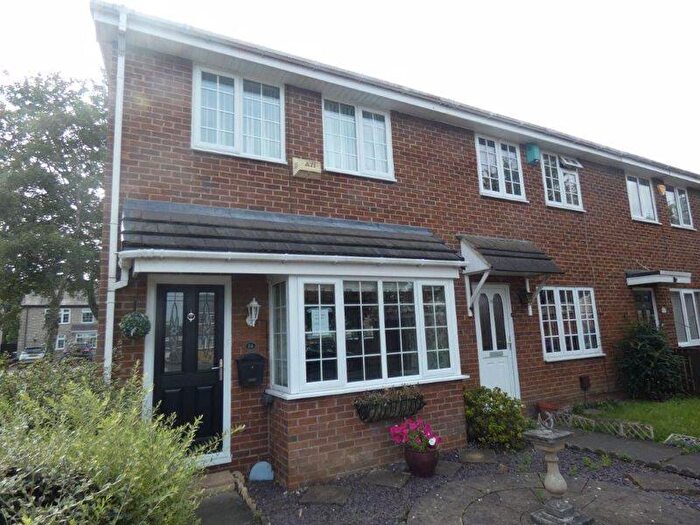 3 Bedroom Terraced House For Sale In Bradbury Court, Whitley Bay, NE25