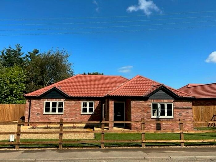 3 Bedroom Detached Bungalow For Sale In The Rookery, Beck Bank, West Pinchbeck, Spalding, PE11