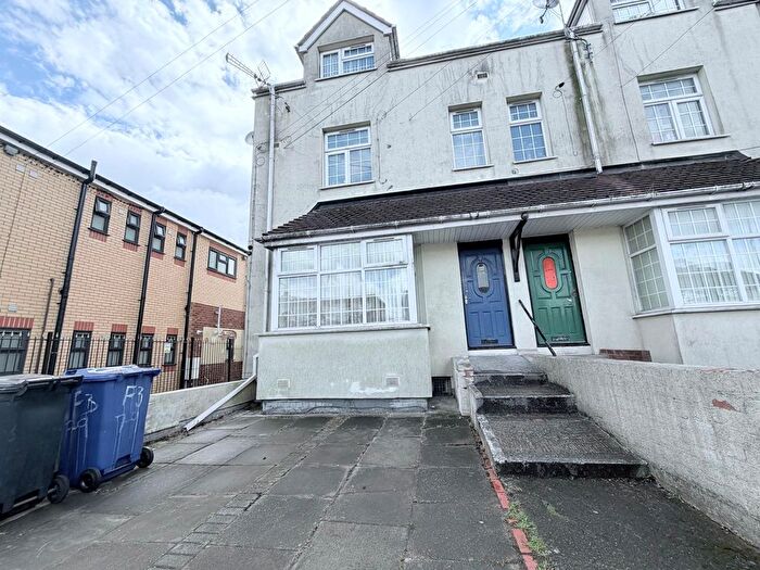 2 Bedroom Flat To Rent In Stourbridge Road, Dudley, DY1