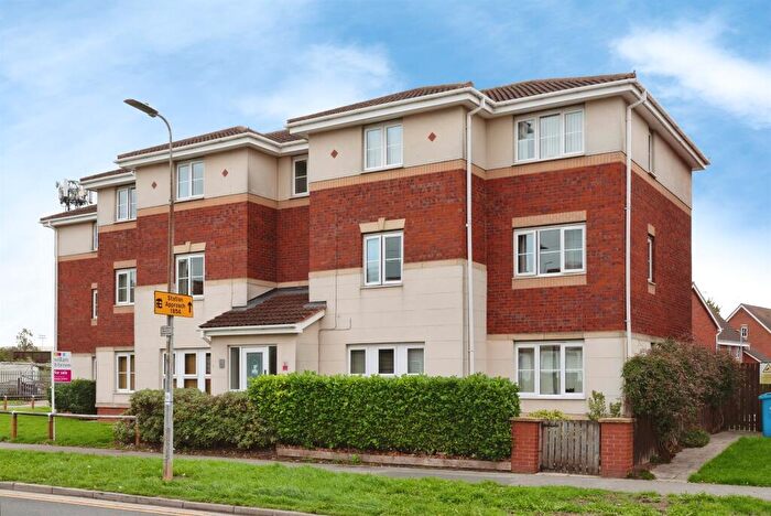 2 Bedroom Flat For Sale In Marfleet Avenue, Hull, HU9