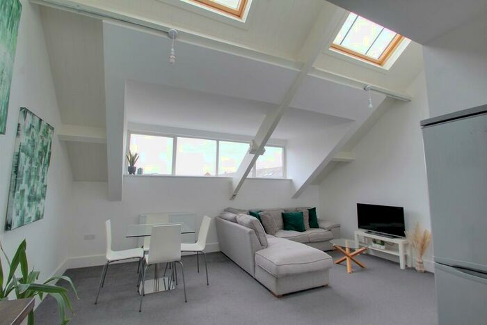 1 Bedroom Apartment To Rent In Cowper Street, Leicester, LE2